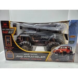 Jeep Wrangler Radio Control New Bright 9.6V Rechargeable Black Rubicon 61099W